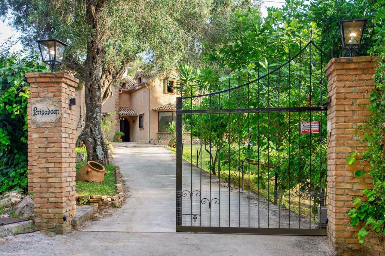 Villa Brigadoon Corfu Agios Ioannis Peristerion 외부 사진